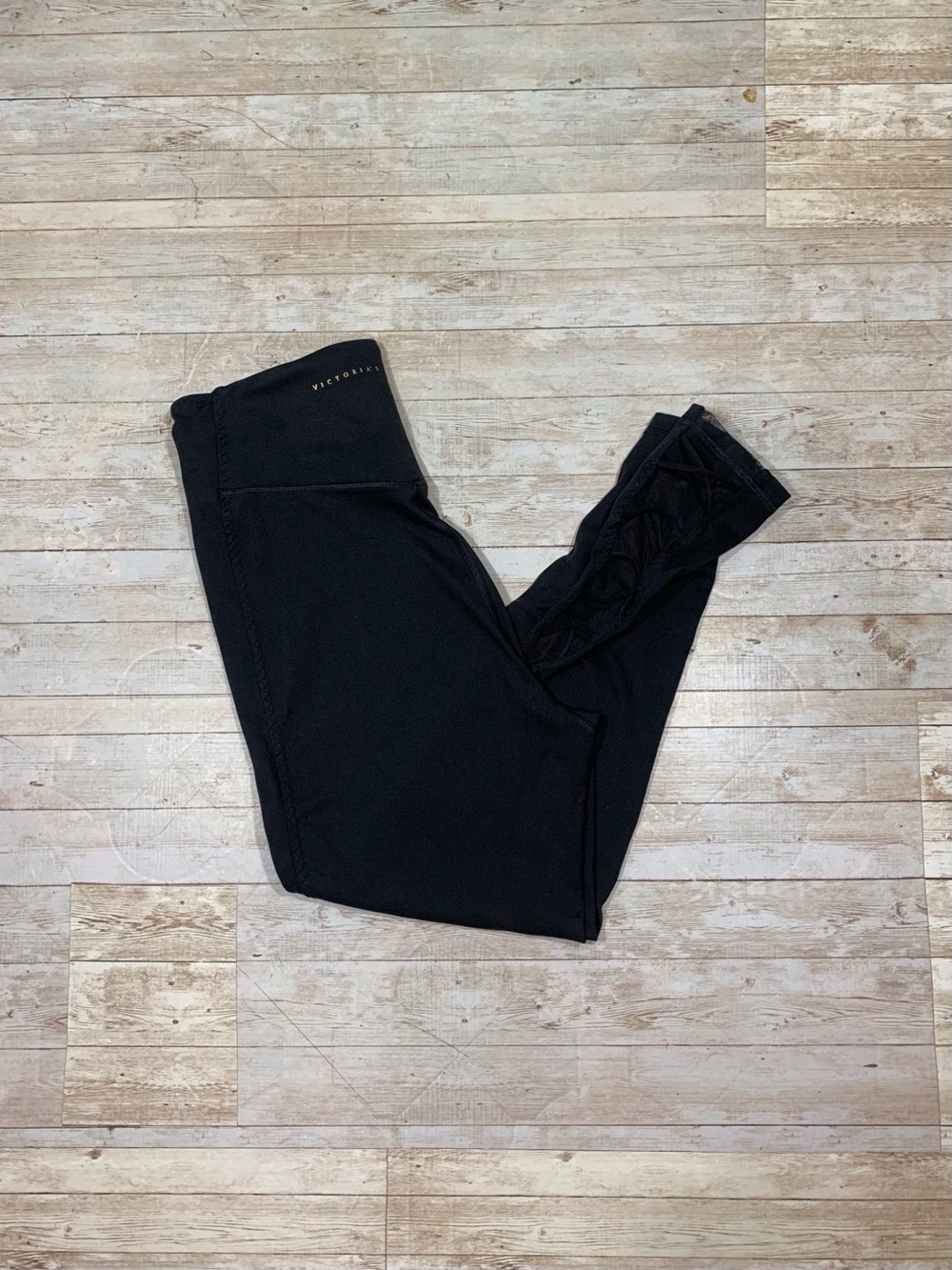 Victoria’s Secret Black High Rise Ankle Leggings 25” Size 14 Active Athletic Gym